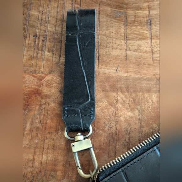 2 Prune leather wristlets / clutch purses - Picture 8 of 16